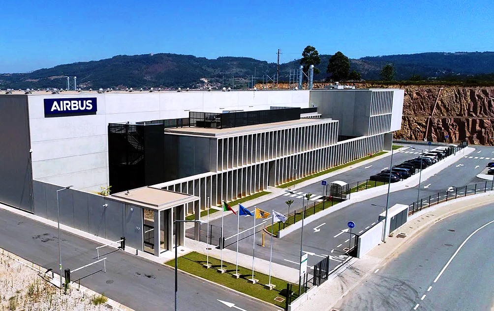 airbus - santo tirso - fábrica - airbus atlantic portugal - emprego - trabalho - metalomecânica - aeronáutica - a320 - a350 - componentes - peças - estruturas fábrica - cédric gautier - airbus atlantic portugal