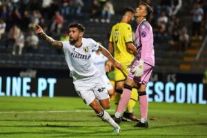 vitória - golo - fc famalicão - boavista - joão pedro sousa - treinador