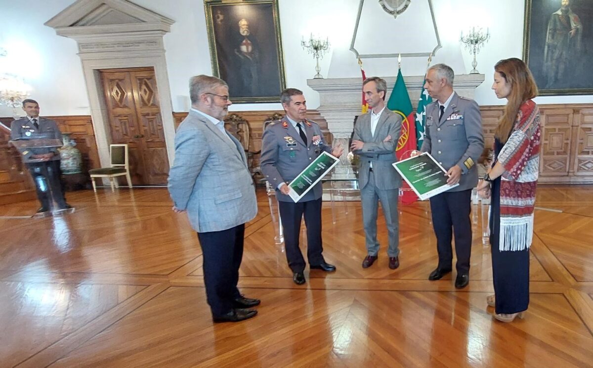 Porto - Qualrtel de Santo Ovídio - Messe Militar das Antas - Município do Porto - Empresa Municipal Porto Ambiente - EMAP - LIPOR - Exército de Portugal - Porto - Lipor - Certificado Coração Verde - ambiente - sustentabilidade - resíduos - reciclagem - quartel militar - portugal -