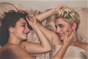 sexo - orgasmo - orgasmo feminino - mulher - mulheres - casal de mulheres -